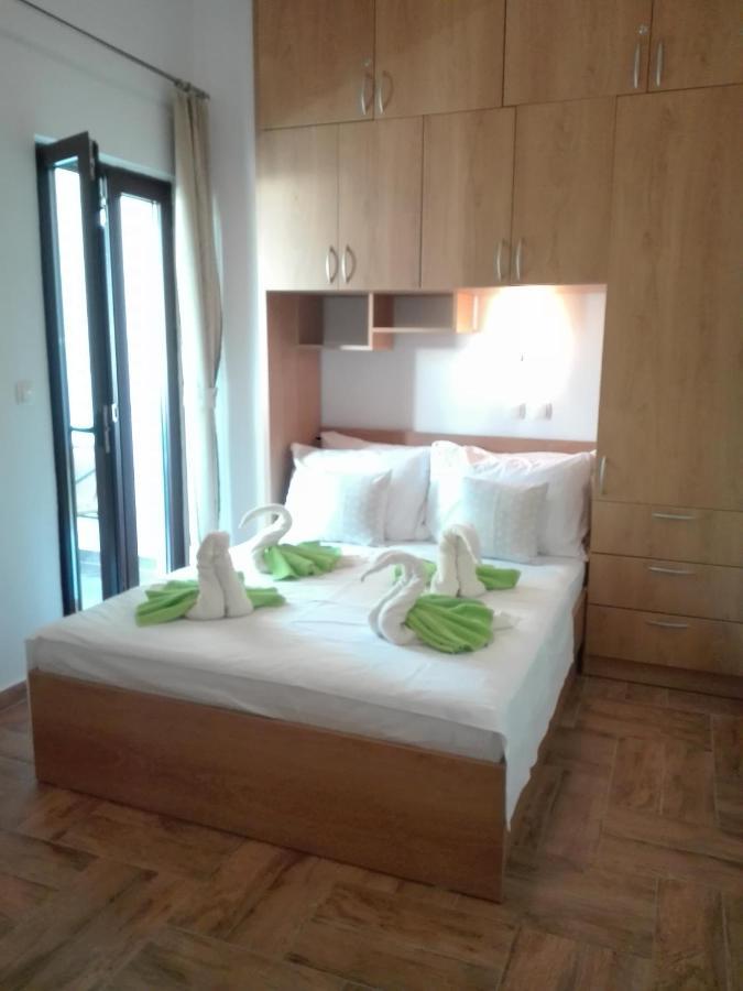 Apartman Bojana Apartamento Starigrad Paklenica Exterior foto