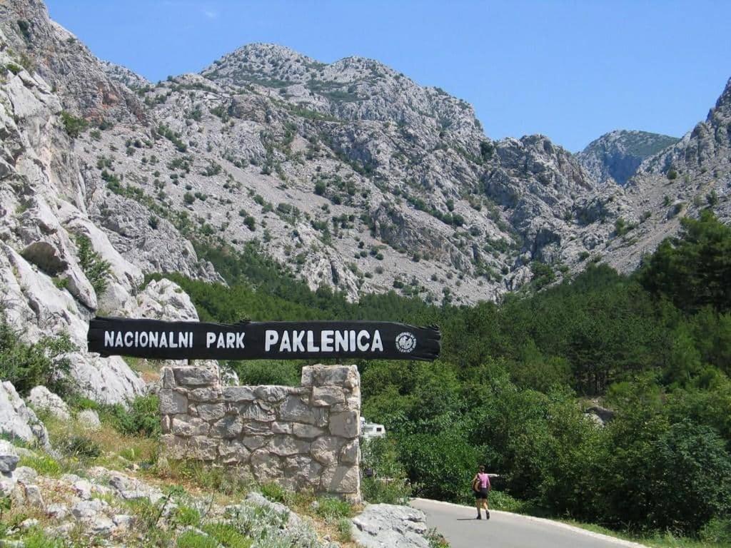 Apartman Bojana Apartamento Starigrad Paklenica Exterior foto