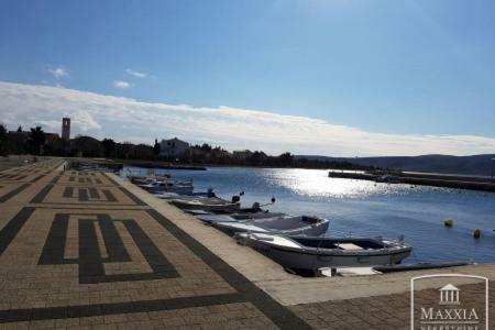 Apartman Bojana Apartamento Starigrad Paklenica Exterior foto
